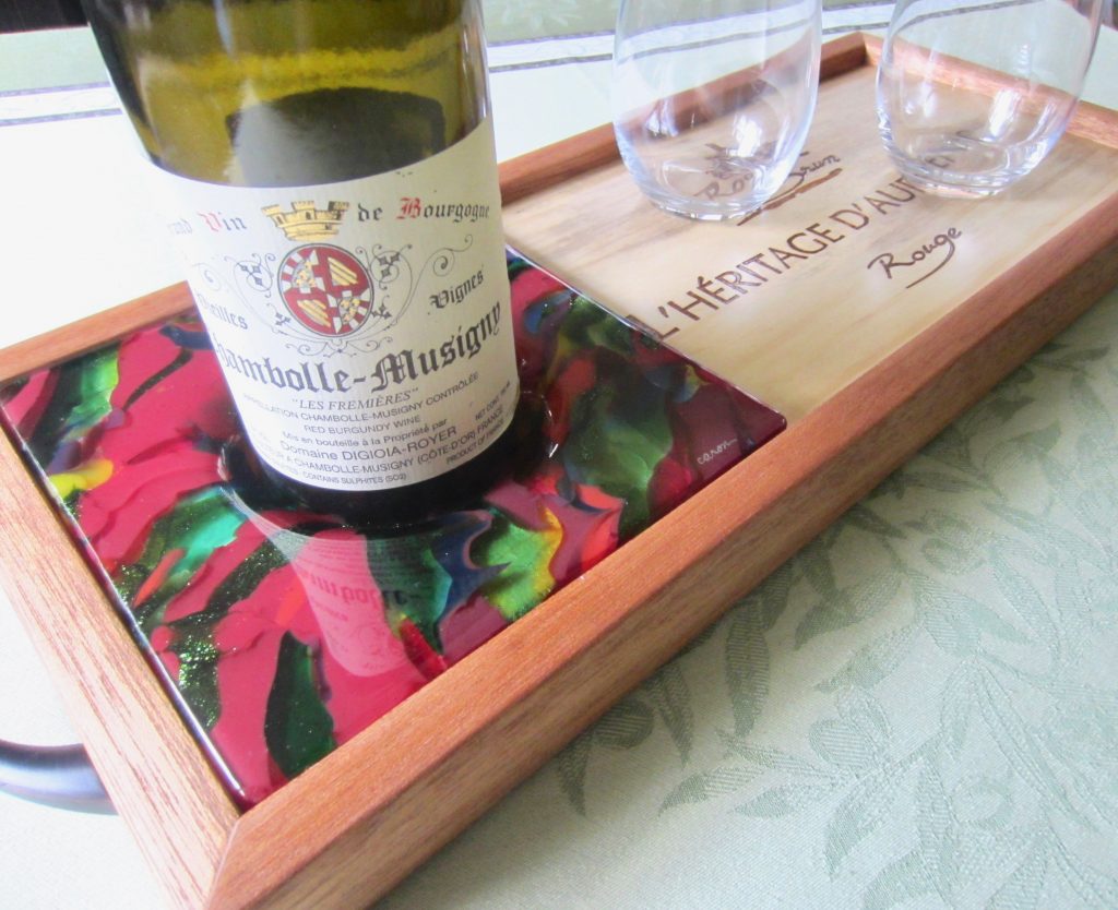 Caron Art Glass Michelle Caron custom art hand crafted gifts fused glass table ware L'Héritage d'Aupenac hand raked fused glass French wine crate end red green yellow rectangle